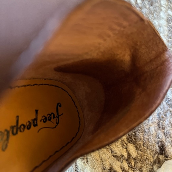 Excellent condition Mont Blanc sandals Free People size 38 - Picture 6 of 7